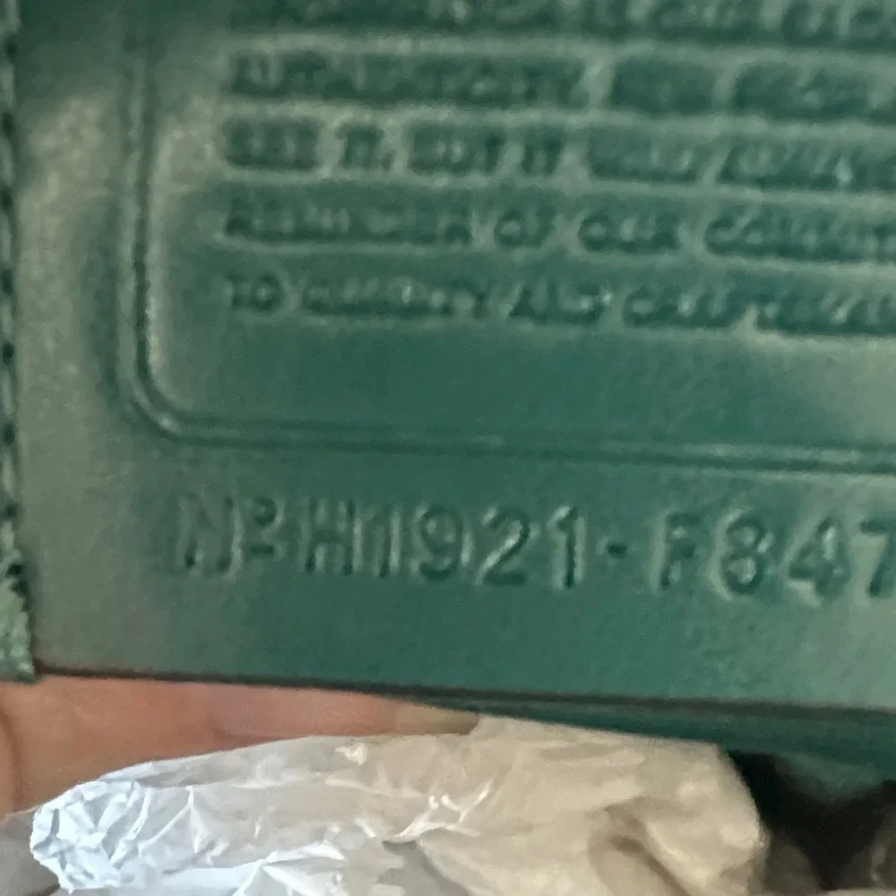 Coach 2019 Teal Pebbled Leather Backpack with Stud Script Logo Gorgeous. - Picture 13 of 13